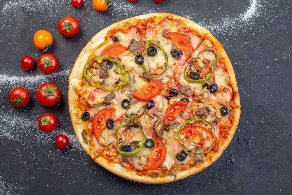 Pizza Pomodori und Olive